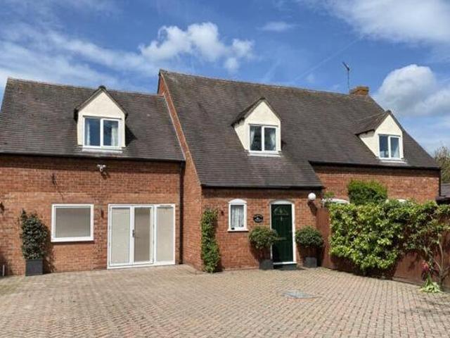 House for rent in Lyons, Greater London