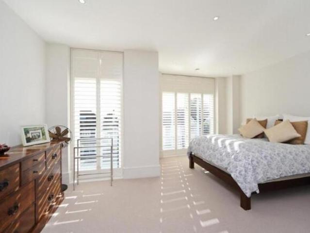 House for rent in Cat Hill