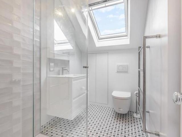 House for rent in Cat Hill