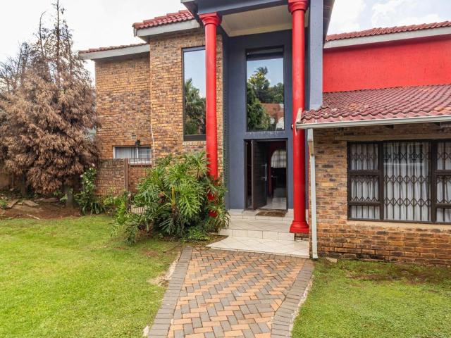 House for rent in Vosloorus, Gauteng