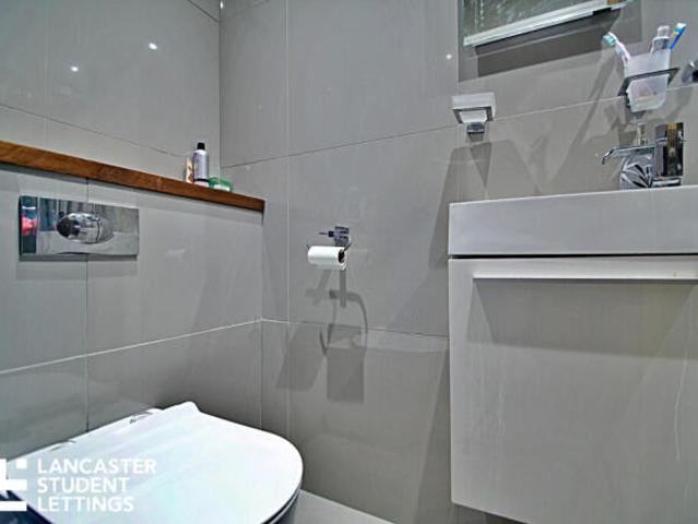 House for rent in Bowerham, Bare