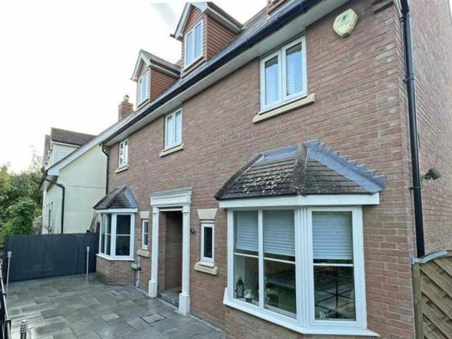 House for rent in Chipping Hill, Essex