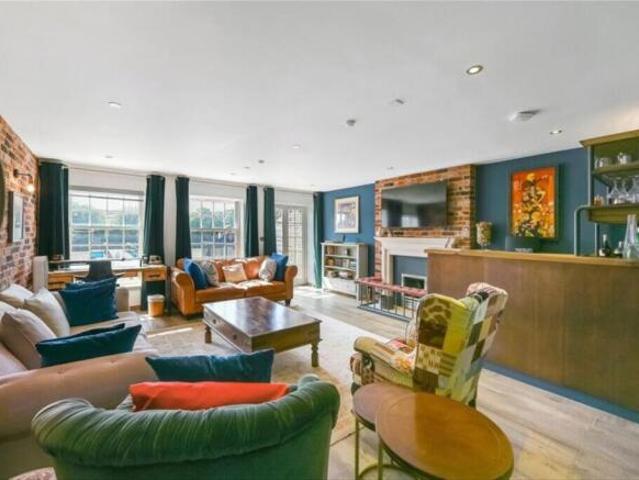 House for rent in Chiswick, Greater London