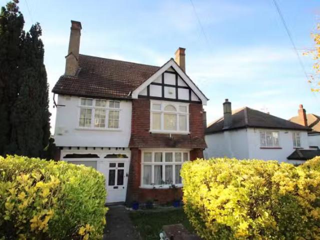 House for rent in London Borough of Croydon, Sanderstead