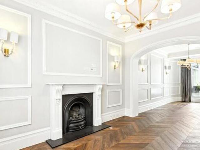 House for sale in City of London, Greater London