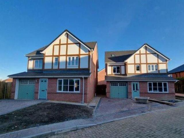 House for rent in Lyons, Greater London