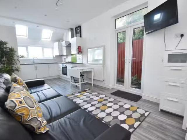 House for rent in Falcon Lodge, Wales