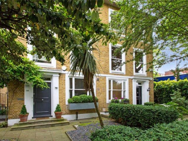 House for rent in St John's Wood