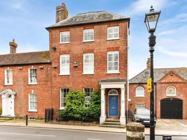 House for rent in Arundel, Clapham
