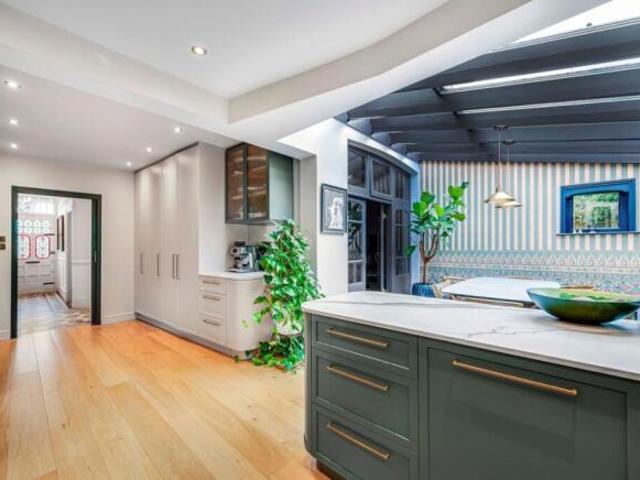 House for rent in Cat Hill