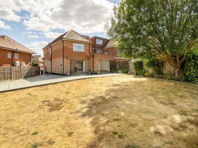 House for rent in North Finchley, Greater London