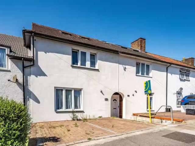 House for rent in London Borough of Bromley, Greater London