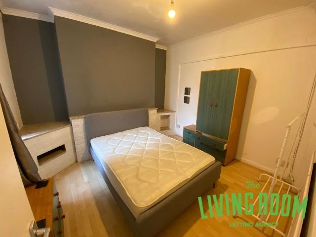 House for rent in Nangreaves, Wales