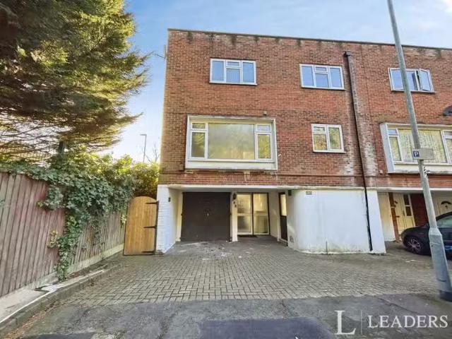 House for rent in The High, Harlow