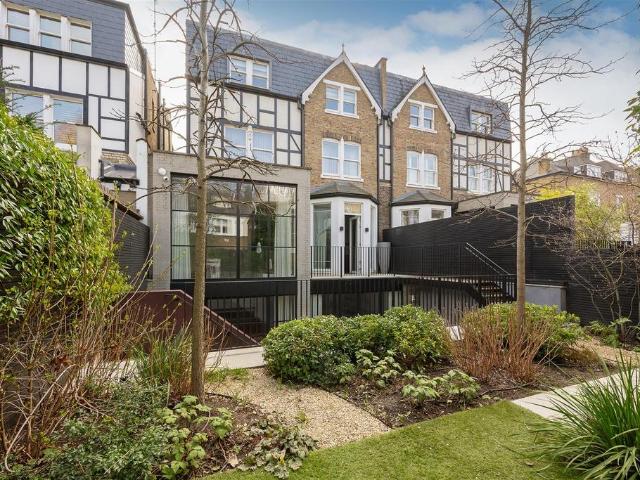 House for sale in Belsize Park, Cat Hill