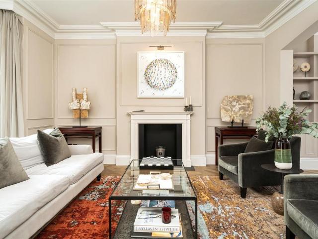 House for sale in Shepherd's Bush, Greater London