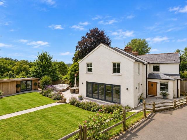 House for sale in Woods Green, Cross In Hand