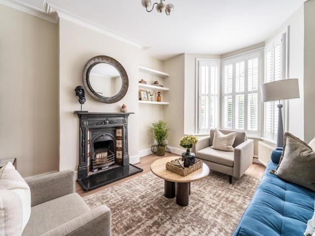 House for sale in Balham, Greater London
