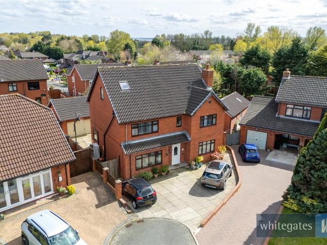 House for sale in Calderstones