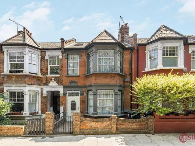 House for sale in Clapton, Lower Clapton