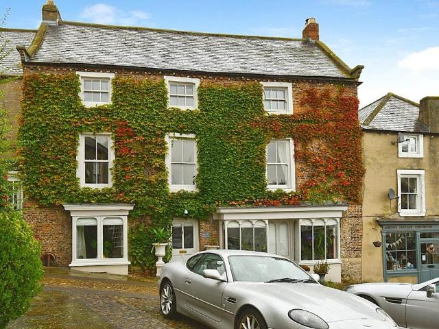House for sale in Middleham, York and North Yorkshire
