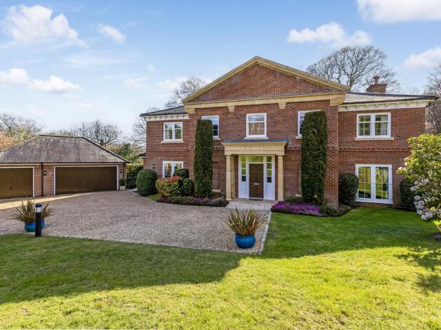 House for sale in Littlecote, West Sussex