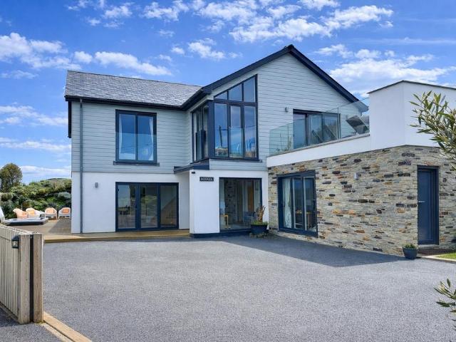 House for sale in Mawgan-in-Pydar, Mawgan Porth