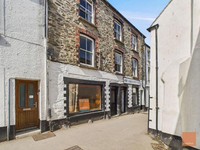 House for sale in Polperro, Cornwall