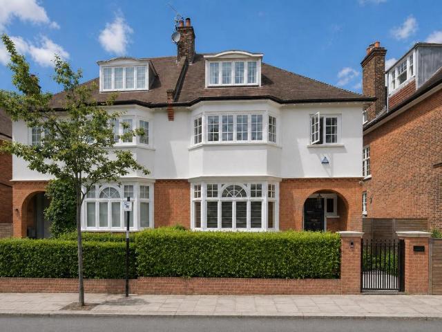 House for sale in West Hampstead, Greater London