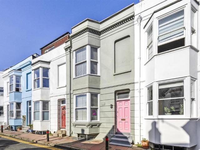 House for sale in West Hill, Brighton