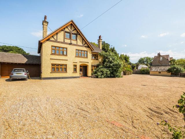 House for sale in Bersted, Clapham