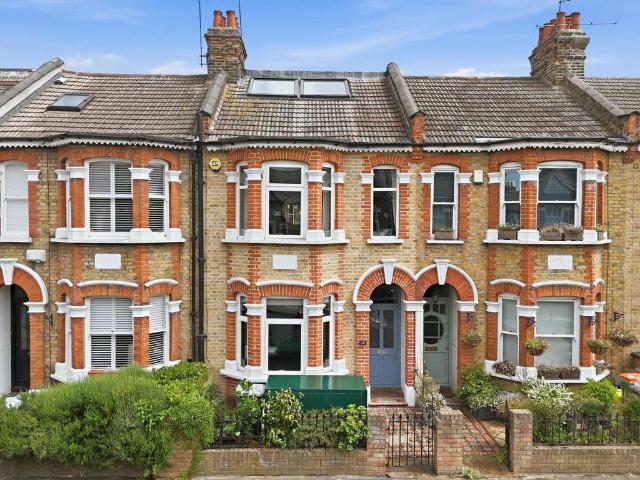 House for sale in Forest Gate, Greater London