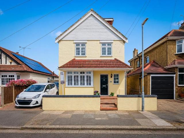 House for sale in Oxenden, The Bridge