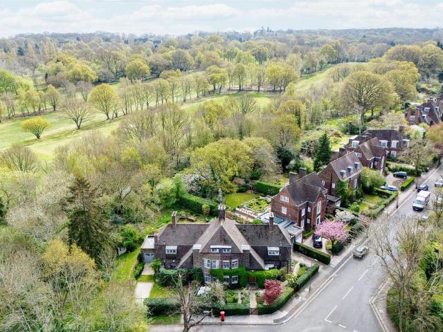 House for sale in Hampstead Garden Suburb, Greater London