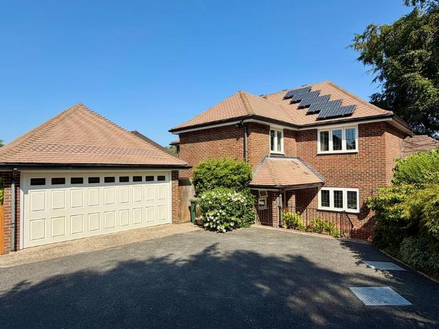 House for sale in Red Hill, Surrey