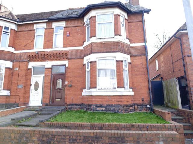 House for sale in Goldthorn Hill, Penn