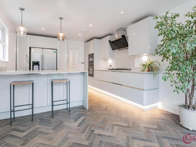House for sale in Harringay, Greater London