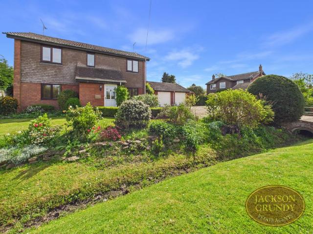 House for sale in Woolscott, New Bilton