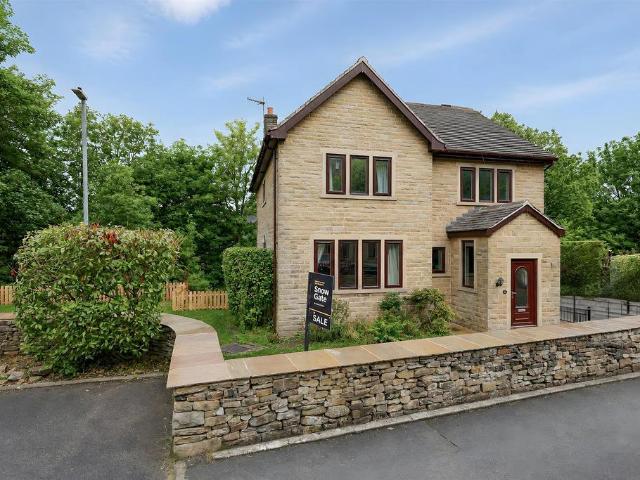 House for sale in Holme Valley, Holmfirth