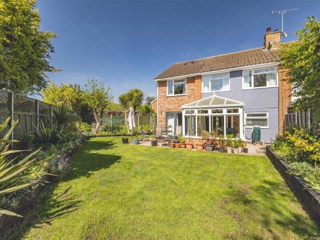 House for sale in Dedworth, Windsor