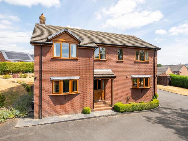 House for sale in Guilsfield, Wales