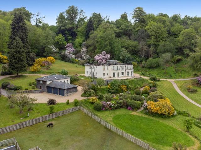 House for sale in Littlecote, West Sussex