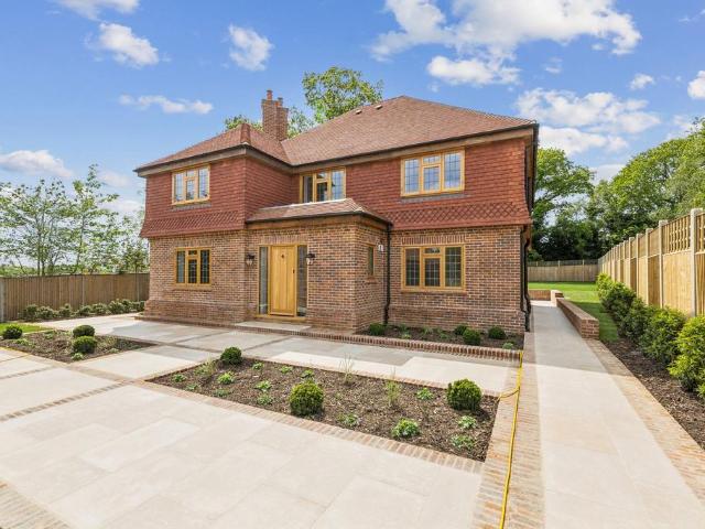 House for sale in Horsham, West Sussex