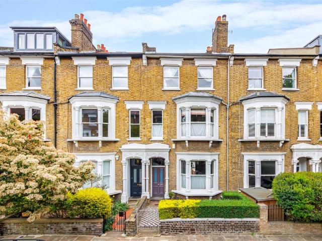 House for sale in Gospel Oak, Greater London