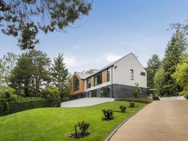 House for sale in Red Hill, Surrey
