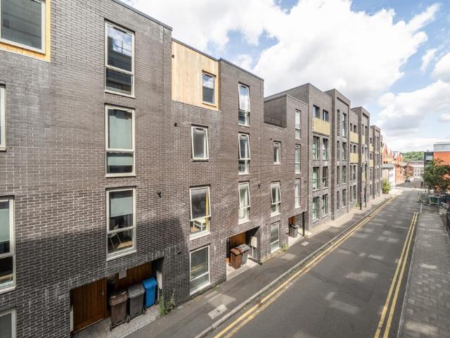 House for sale in Saint Vincent's, Netherthorpe