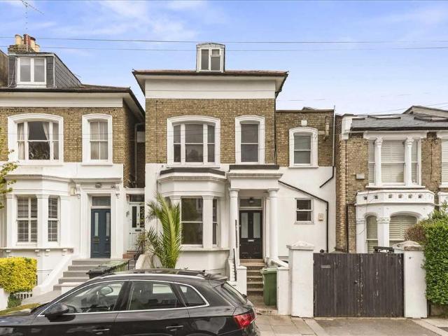House for sale in Shepherd's Bush, Greater London