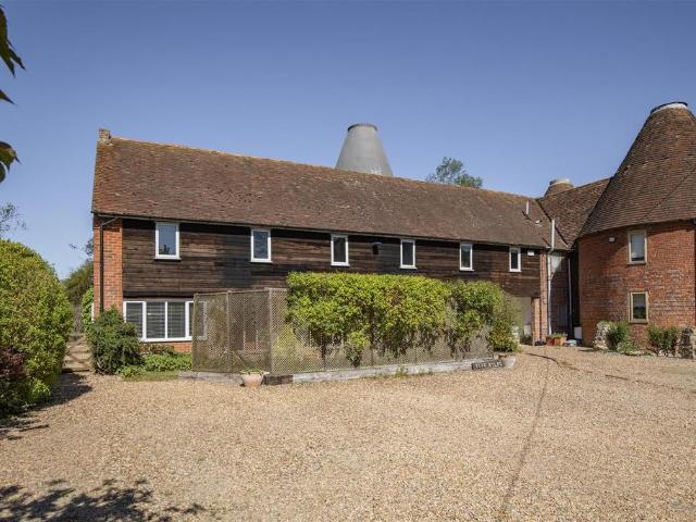House for sale in Hunton, Midway