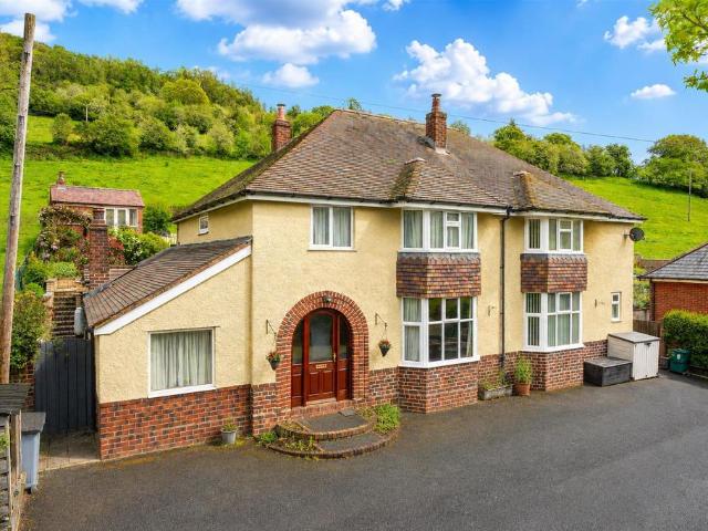 House for sale in Dolywern, Wales