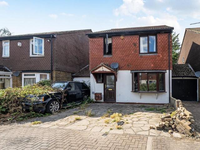 House for sale in Thamesmead, Greater London